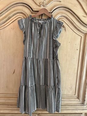 Time and Tru Black & White Striped Tie-Neck Tiered Dress with Ruffle Cap Sleeves